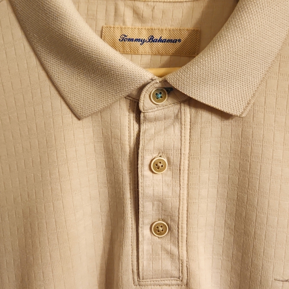 Tommy Bahama short sleeve collared polo shirt - Picture 3 of 8
